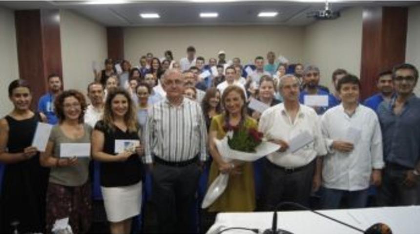 Prof. Dr. Yıldız: &rdquo;sigarayı Deneyen Her 4 &Ccedil;ocuktan 3&rsquo;&uuml; Bağımlı Oluyor&rdquo;