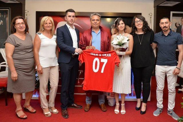 07.07.2017 Tarihli Nikaha Antalyaspor Sürprizi