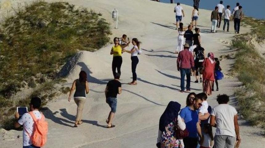 Kapadokya'yı Haziran’Da 220 Bin 972 Turist Ziyaret Etti