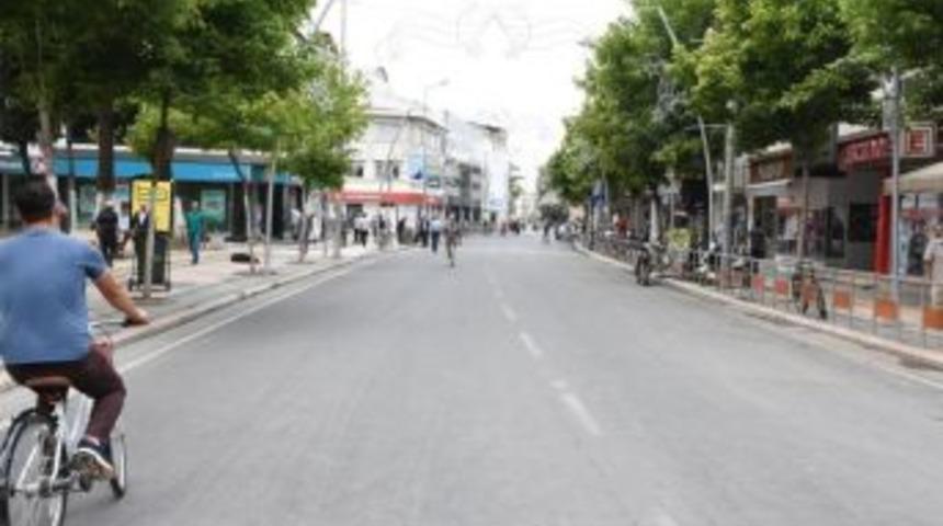 İstanbul Caddesine Motosikletler Giremeyecek