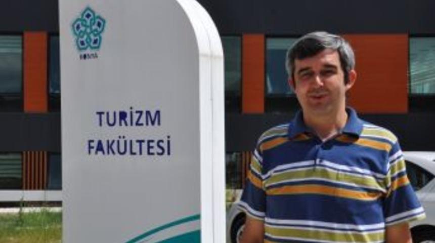 Sıcaklar Turizm Sekt&ouml;r&uuml;n&uuml; D&ouml;n&uuml;şt&uuml;r&uuml;yor