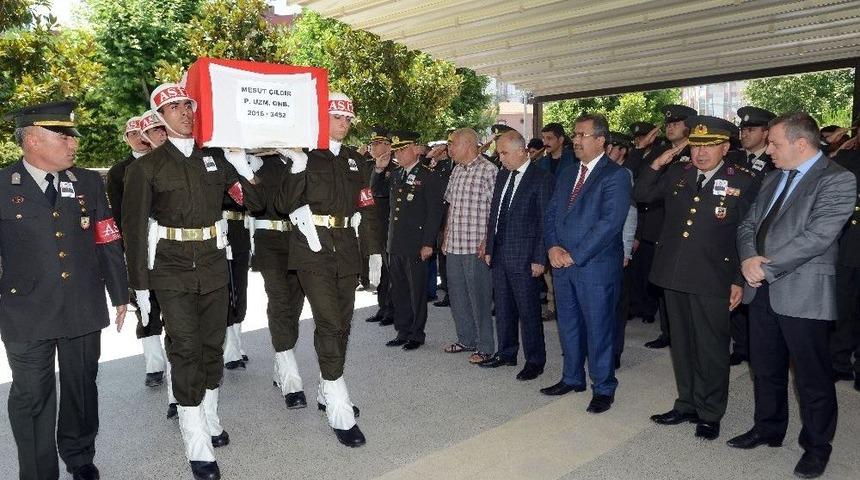 Denizde Boğulan Uzman Onbaşı Son Yolculuğuna Uğurlandı