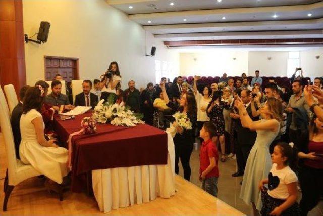 Sivas'ta 97 Çift Nikah Için '07.07.2017' Tarihini Seçti