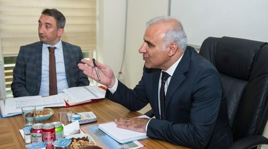 Van&rsquo;da Eğitim Yatırımları Masaya Yatırıldı
