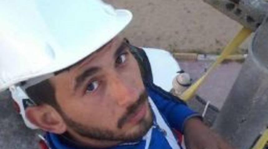D&uuml;ğ&uuml;n&uuml;ne 1 Hafta Kala Akıma Kapılıp &Ouml;ld&uuml;