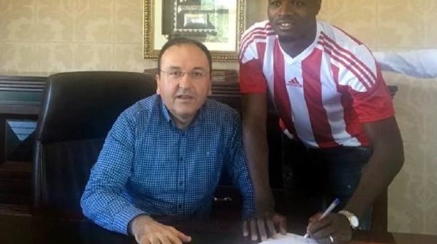 Nijeryalı Elderson Sivasspor'da