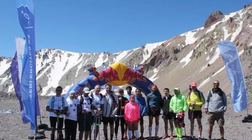 Erciyes Ultra Sky Trail Dağ Koşusu Başladı