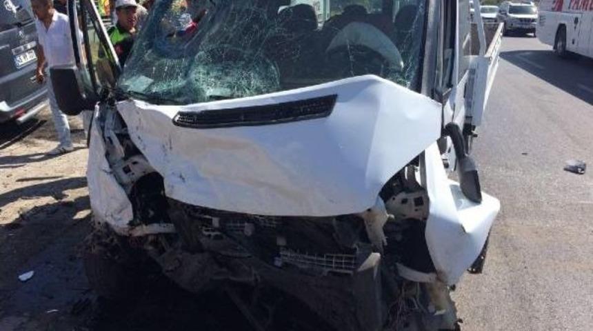 Baba- Oğul Kazada &Ouml;ld&uuml;