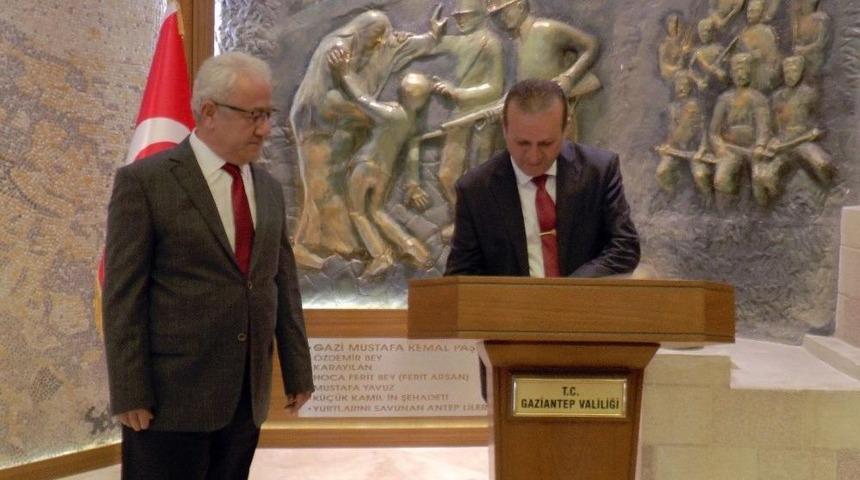 Kktc K&uuml;lt&uuml;r Ve Turizm Bakanı&rsquo;ndan Gaziantep Valiliğine Ziyaret
