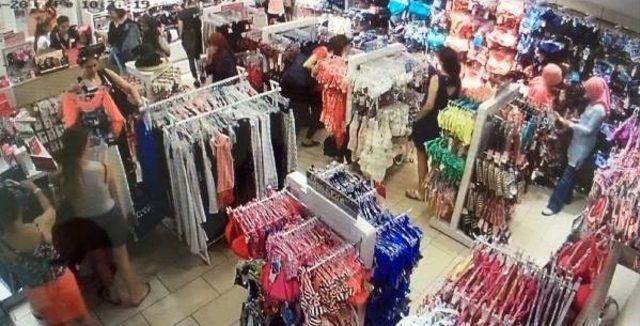 Bebek Arabasındaki &Ccedil;antayı B&ouml;yle &Ccedil;aldılar 1