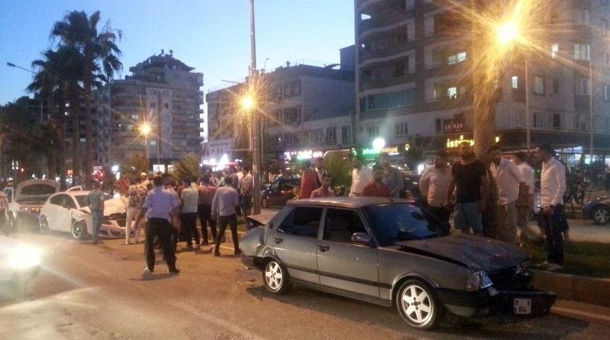 Kozan&rsquo;da Zincirleme Trafik Kazası