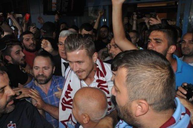 Kucka 3 Yıllık Imzayı Attı 1