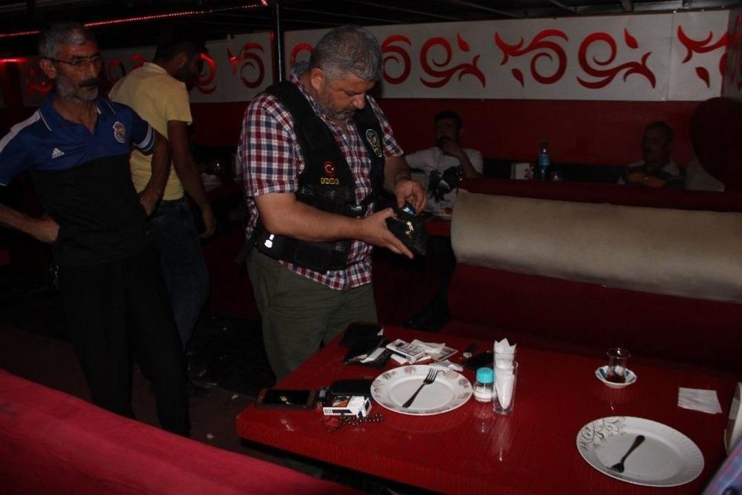 Konya&rsquo;da Eğlence Mekanlarına Baskın