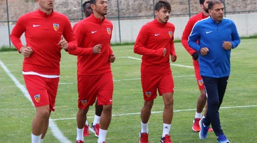 Kayserispor, Erzurum&rsquo;da Teknik Ve Taktik &Ccedil;alıştı