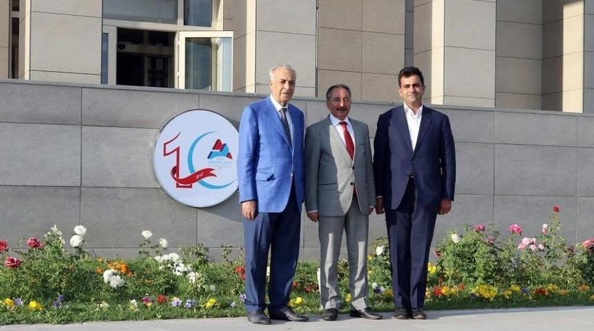 İş Adamı Abdolbari Goozal&rsquo;den Rekt&ouml;r Karabulut&rsquo;a Ziyaret