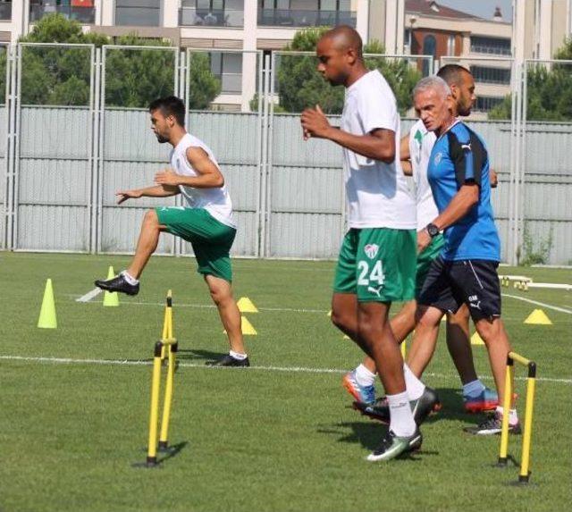 Bursaspor’Da Guen'den Ilk Uyarı Barış'a