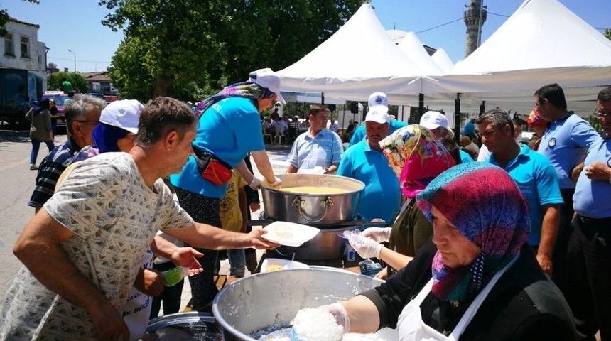 Geleneksel &Ccedil;ardak Hayrı Yapıldı