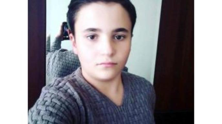 Otomobilin &Ccedil;arptığı Ortaokul &Ouml;ğrencisi Hayatını Kaybetti