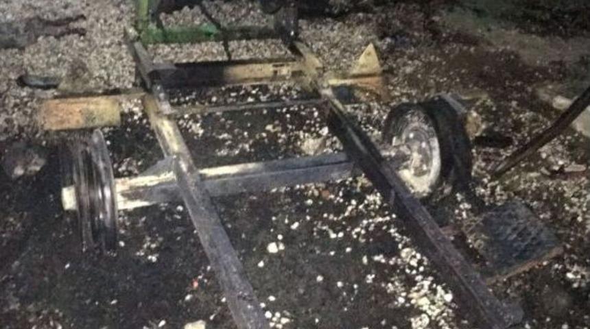 Mut&rsquo;ta 4 Ara&ccedil; Yanarak Kullanılamaz Hale Geldi