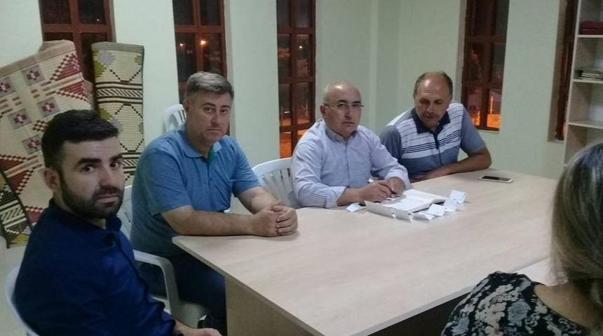 Ak Parti H&uuml;rriyet Mahallesi Danışma Meclisi Toplantısı Yapıldı