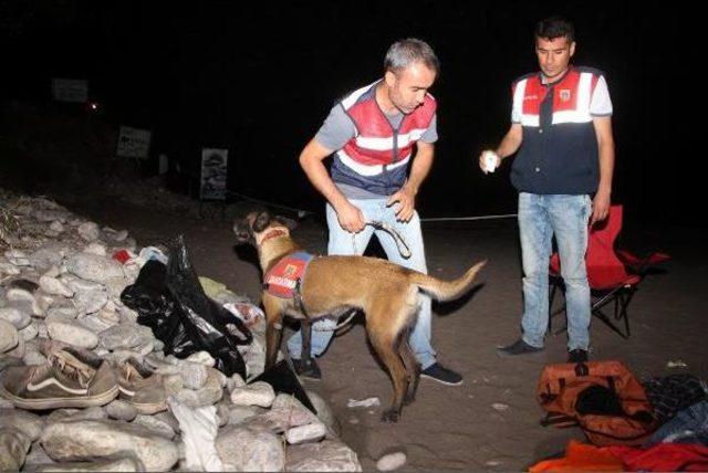 Tatil Cenneti Koyda Uyuşturucuya Karşı Jandarma Denetimi