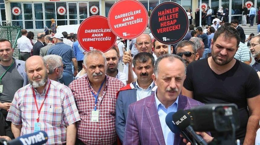 Başkan &Ccedil;ağırıcı, Fet&ouml; Duruşmasında Mağdur Ailelere Destek Verdi