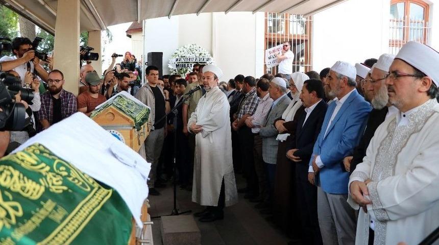 Vahşice &Ouml;ld&uuml;r&uuml;len Suriyeli Hamile Kadın Ve Bebeğinin Cenazesinde G&ouml;zyaşları Sel Oldu