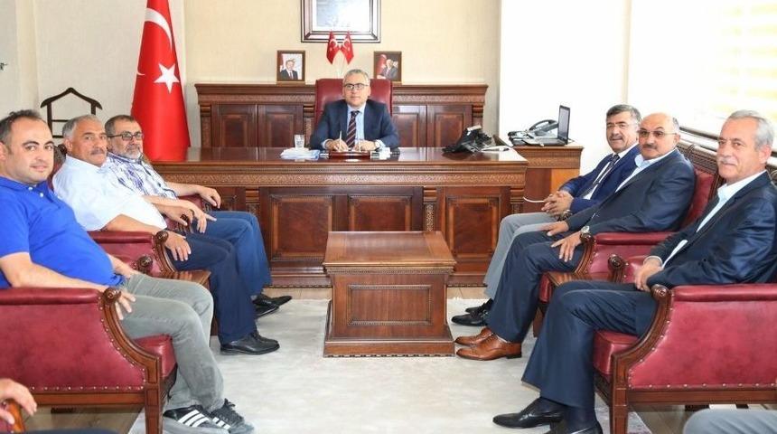 Başkan Akdoğan Belediye Meclis &Uuml;yeleriyle Vali Şimşek&rsquo;i Ziyaret Etti