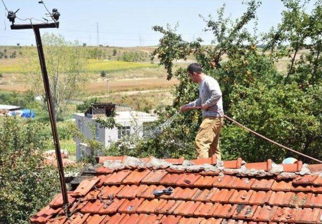 Yangın, Müstakil Evi Küle Çevirdi