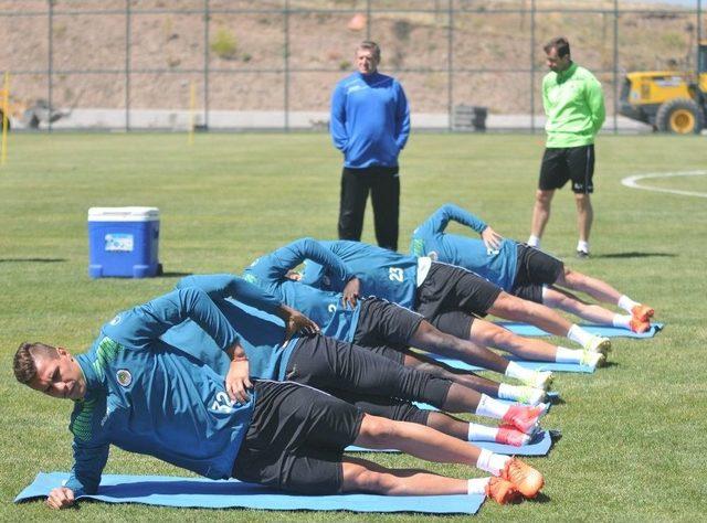 Alanyaspor, Kuvvet Ve Dayanıklılık Çalıştı