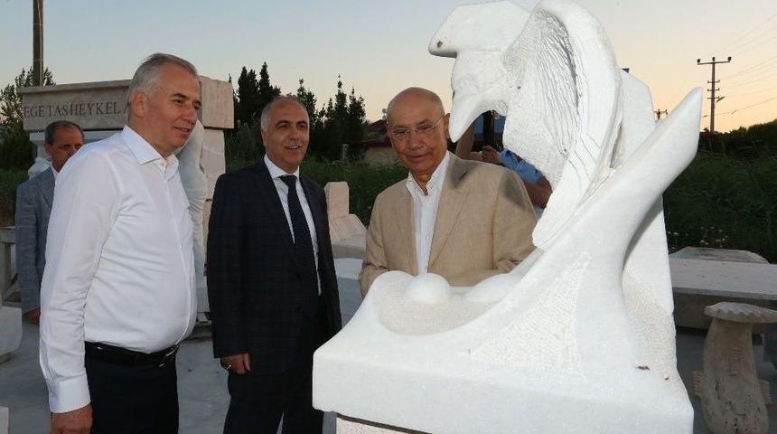 7. Taş Heykel Kolonisi Sona Erdi