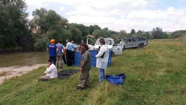 Sakarya Nehrine Düşen 10 Yaşındaki Çocuk Ölü Olarak Bulundu