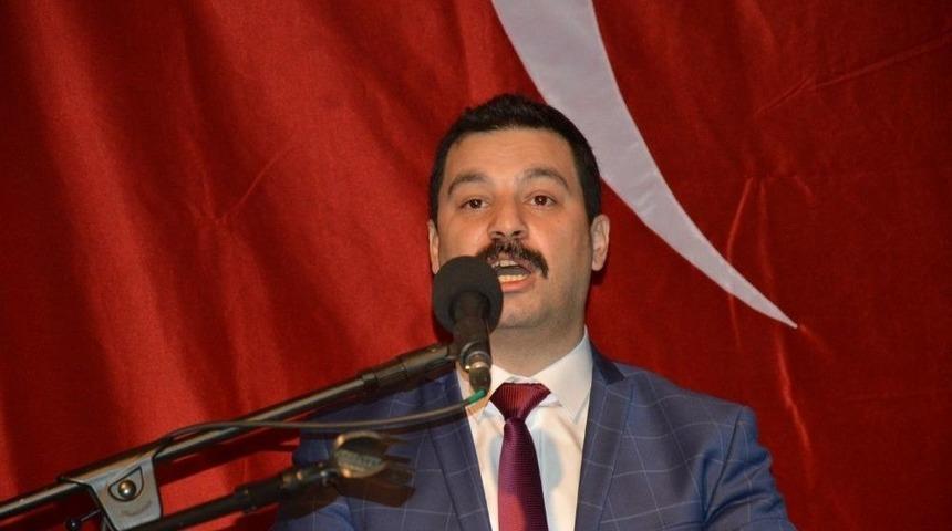 Atamayla Gelen &Ouml;zt&uuml;rk Tek Liste Girdiği Se&ccedil;imde G&uuml;ven Tazeledi