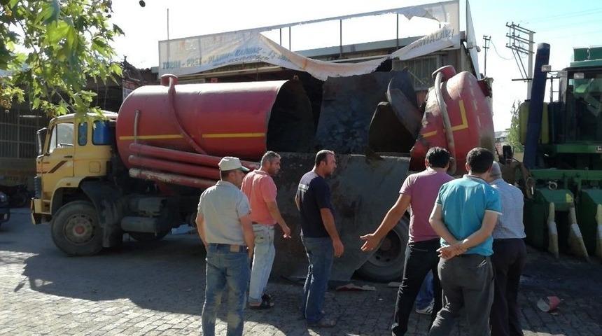 S&ouml;ke Sanayi Sitesinde Patlama