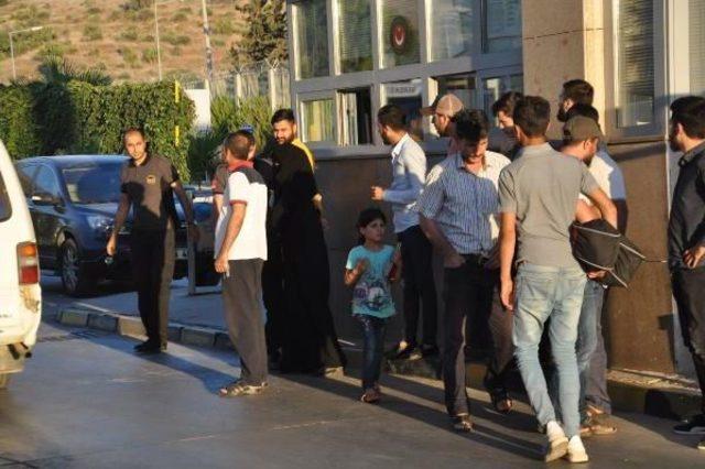 Sakarya daki Vahşetin Kurbanı Suriyeli Anne Ve Oğlunu, 10 Bin Kişi Uğurladı (2) 1