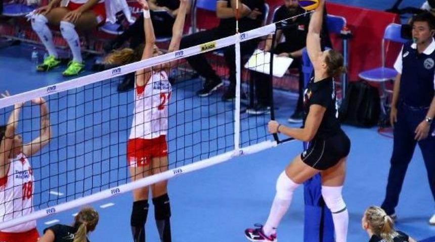 A Milli Bayan Voleybol Takımı Ikinci Ma&ccedil;ında Galip