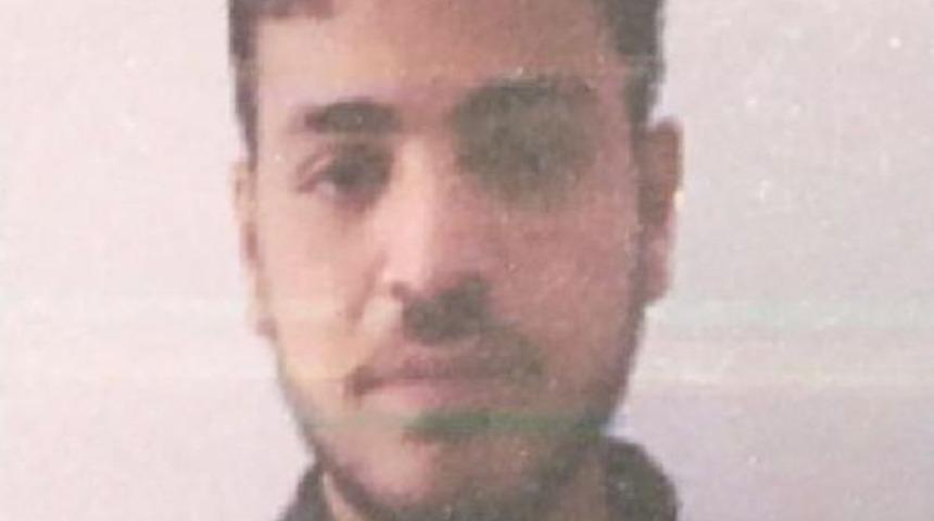 Kazada &Ouml;len Oğlunun Cesedi Başında G&ouml;zyaşı D&ouml;kt&uuml;