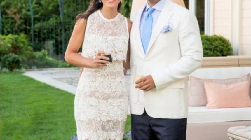 Esra Eczacıbaşı Ve Murat Coşkun Nişanlandı