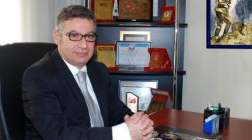 Do&ccedil;. Dr. &Ouml;kten: "sıcak Havalarda V&uuml;cudunuzu Mineral Kaybından Koruyun"