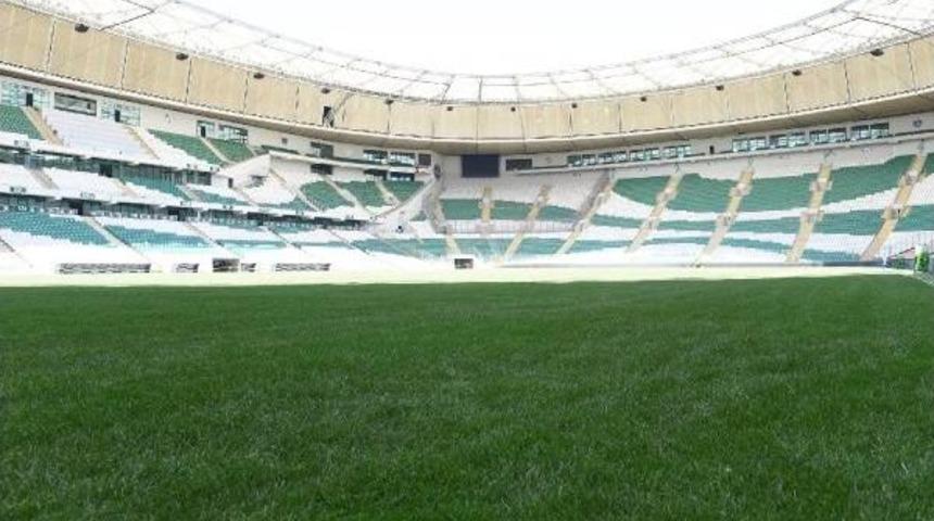 Bursa B&uuml;y&uuml;kşehir Belediye Stadı&rsquo;Nda &Ccedil;im Serimi Bitti