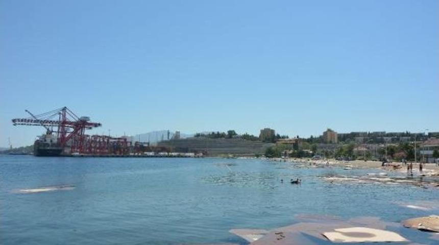 Suntaları Denize D&ouml;k&uuml;len Gemiye 64 Bin 500 Lira Para Cezası