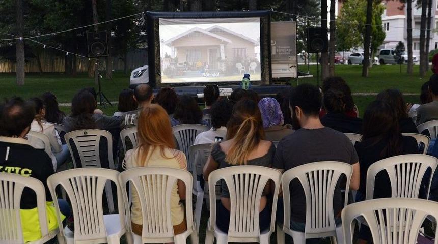 A&ccedil;ık Havada Sinema Keyfi Başladı