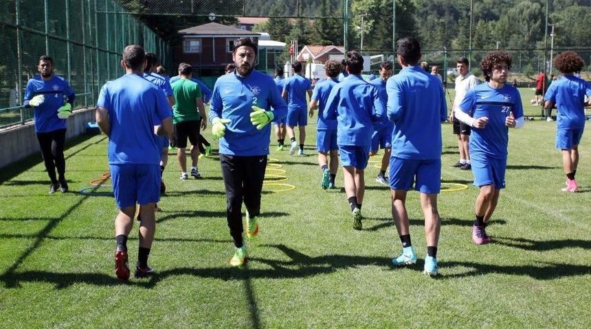 Adana Demirspor, Bolu&rsquo;da &Ccedil;alışmalarını S&uuml;rd&uuml;r&uuml;yor