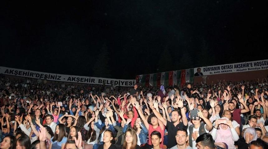 Akşehir&rsquo;de Buray Konseri