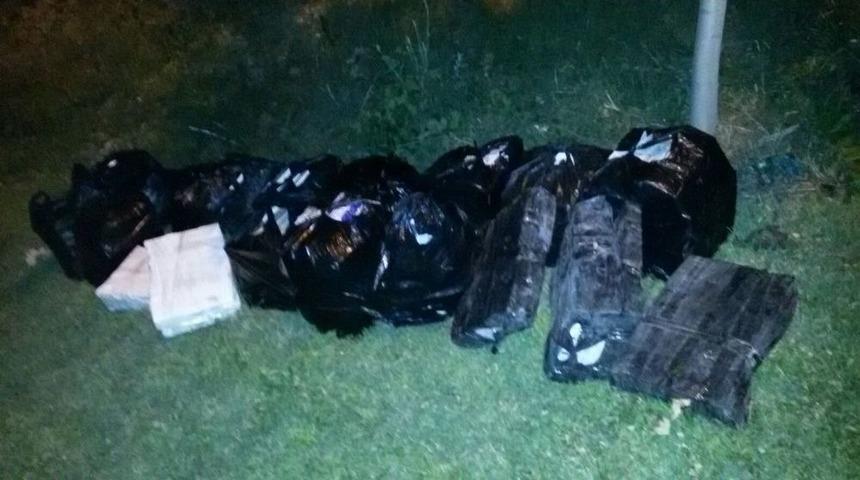 Polisten Ka&ccedil;ak Sigara Operasyonu