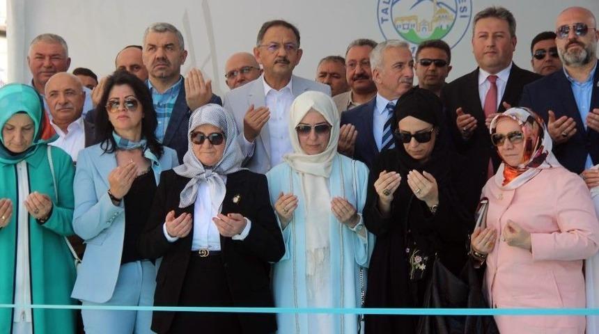 Bakan &Ouml;zhaseki, "gecekondu Camileri Durdurmaya &Ccedil;alışıyorum"