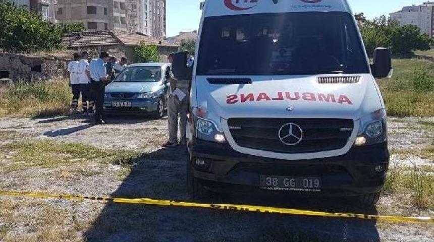 Kayseri'de Uzman &Ccedil;avuş Intihar Etti