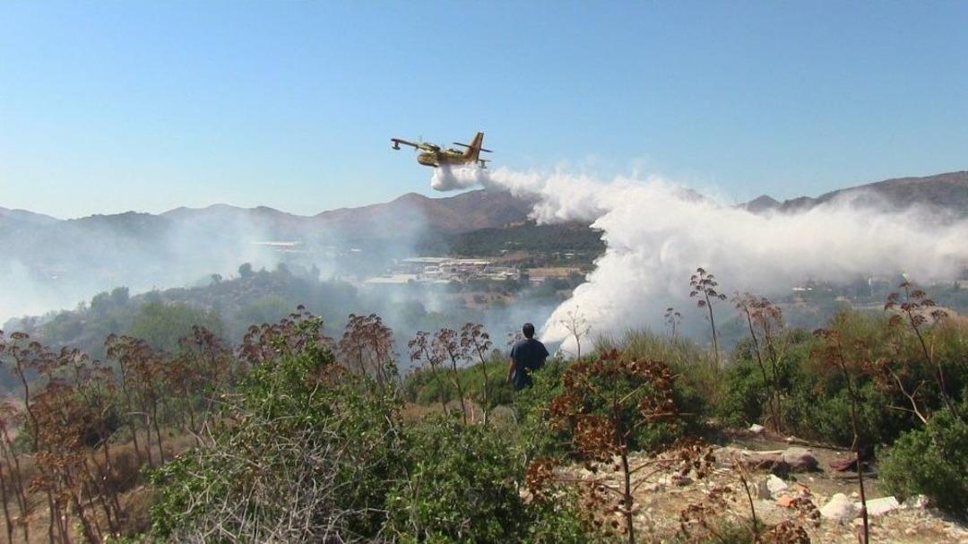 Bilin&ccedil;sizce Yakılan &Ccedil;&ouml;p Yangın &Ccedil;ıkardı