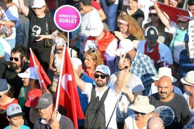 Fotoğraflar//istanbul'da Adalet Mitingi; Alana Giremeyenler Sahili Doldurdu