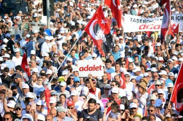 Fotoğraflar//istanbul'da Adalet Mitingi; Alana Giremeyenler Sahili Doldurdu